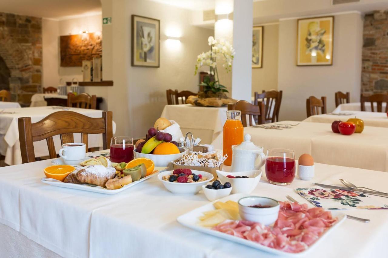 Hotel Locanda Al Pomo D'Oro 시비달레델프리울리 외부 사진